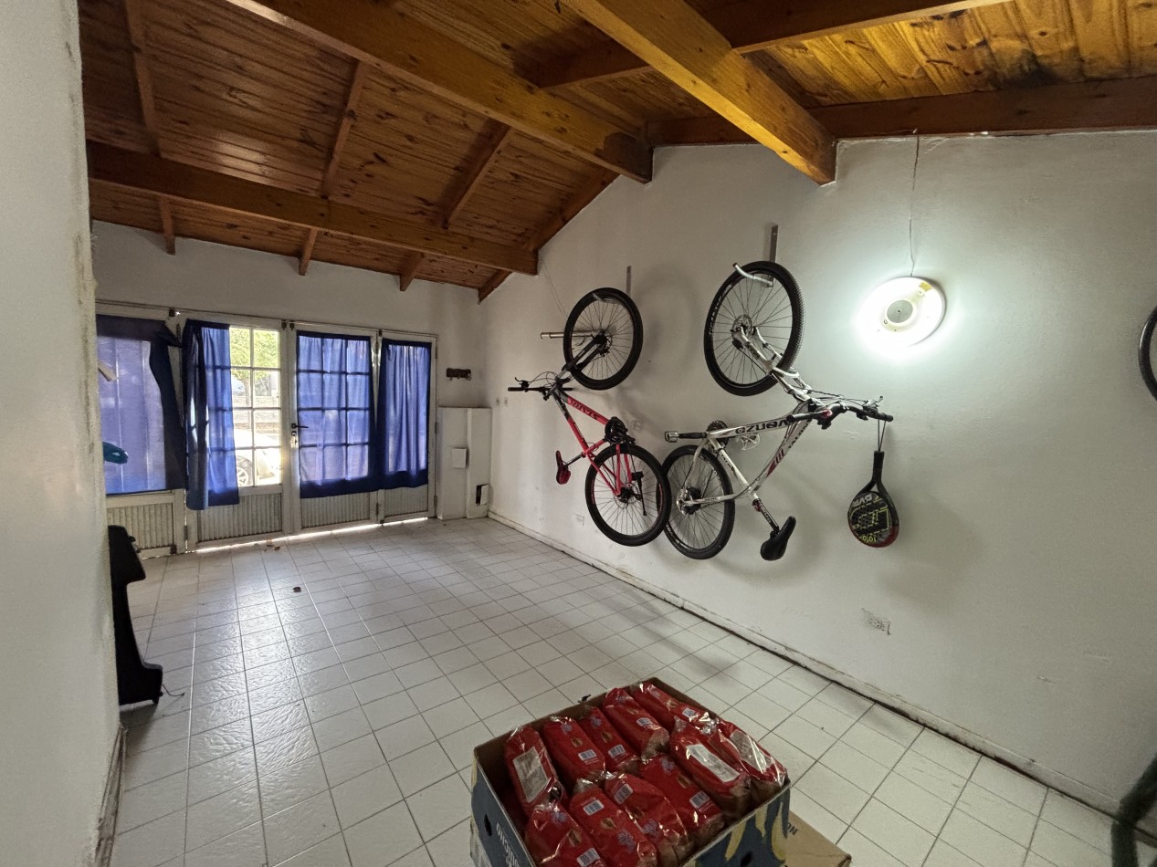 EN VENTA CASA EN CALLE 8 E/ 113 Y 115 - GRl. PICO