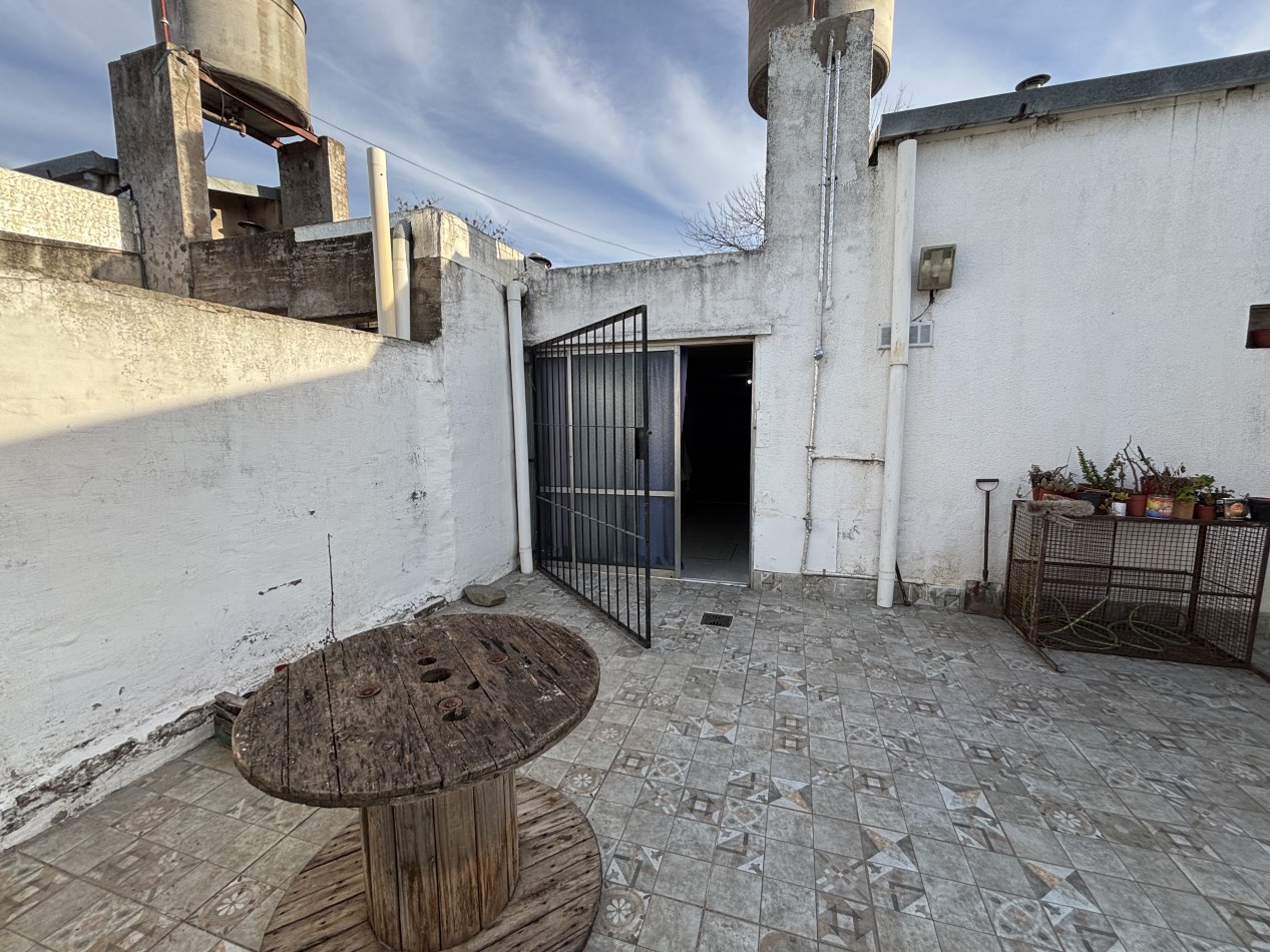 EN VENTA CASA EN CALLE 8 E/ 113 Y 115 - GRl. PICO