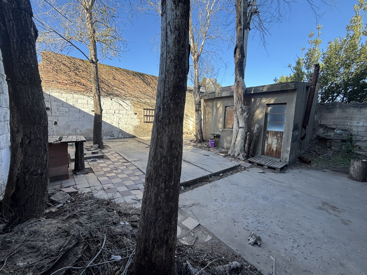 EN VENTA GALPON DE 20 X 50 SOBRE CALLE 9 - GRAL. PICO - LA PAMPA