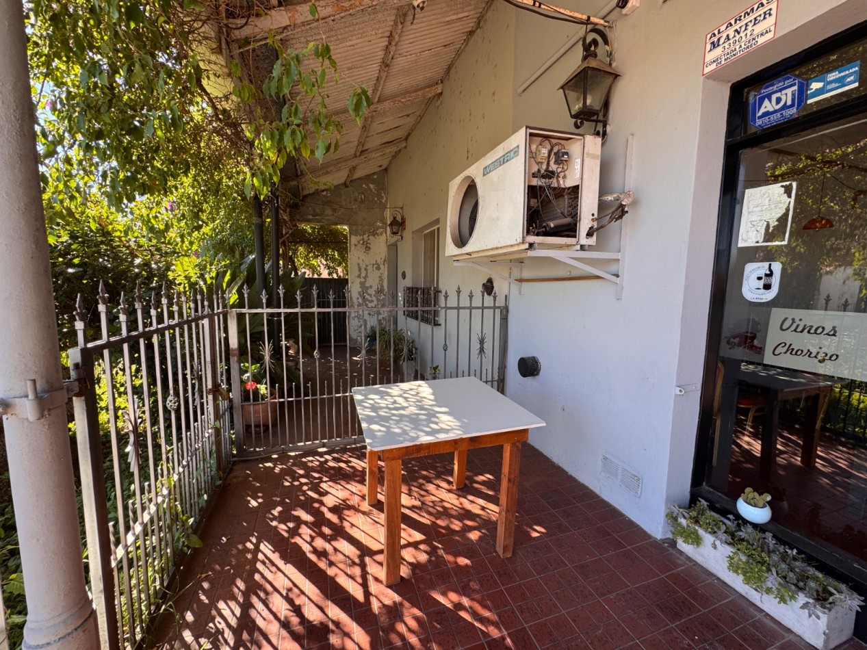 EN VENTA - SALON COMERCIAL - CALLE 25 e/ AVDA Y 16 - GRAL. PICO