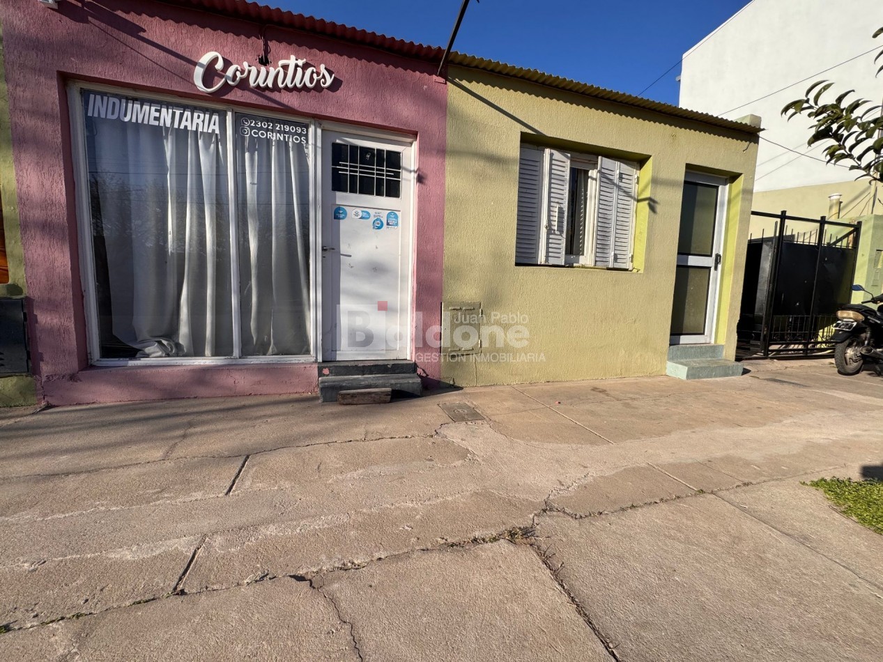 EN VENTA - CASA + LOCAL COMERCIAL - CALLE 2 E/ 101 Y 103 - GRAL. PICO