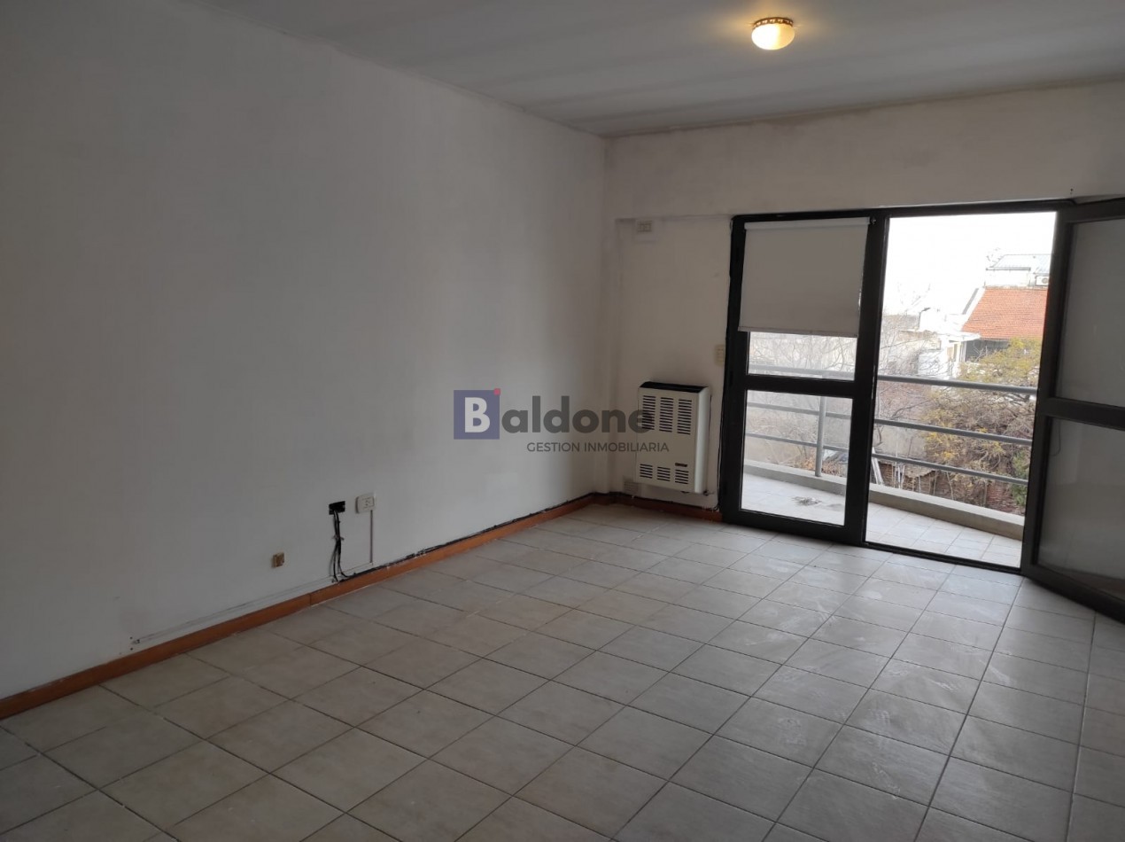 EN VENTA - DEPARTAMENTO EN SANTA ROSA 