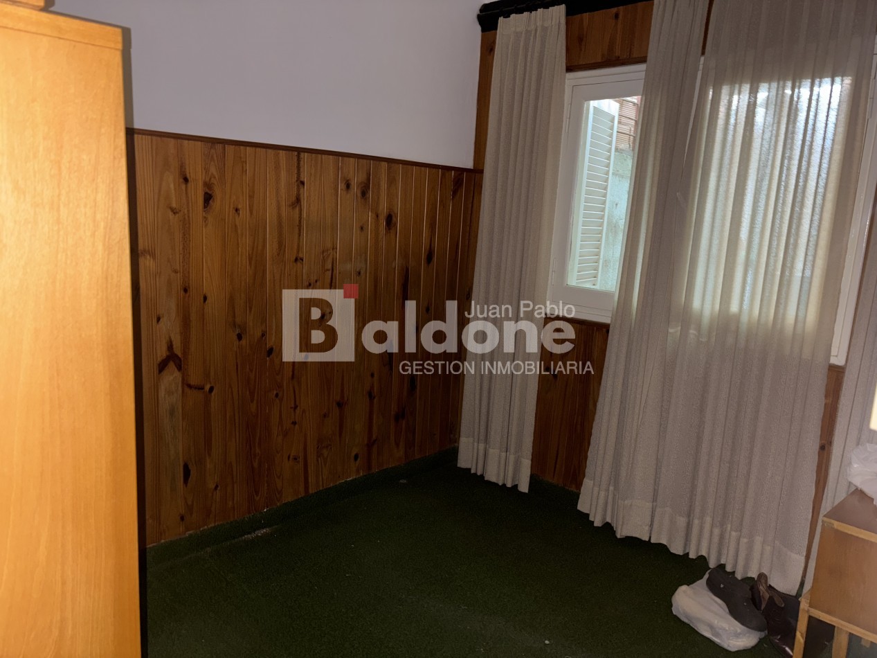 ALQUILER - CASA CALLE 102 E/ 15 Y 17 - GRAL. PICO