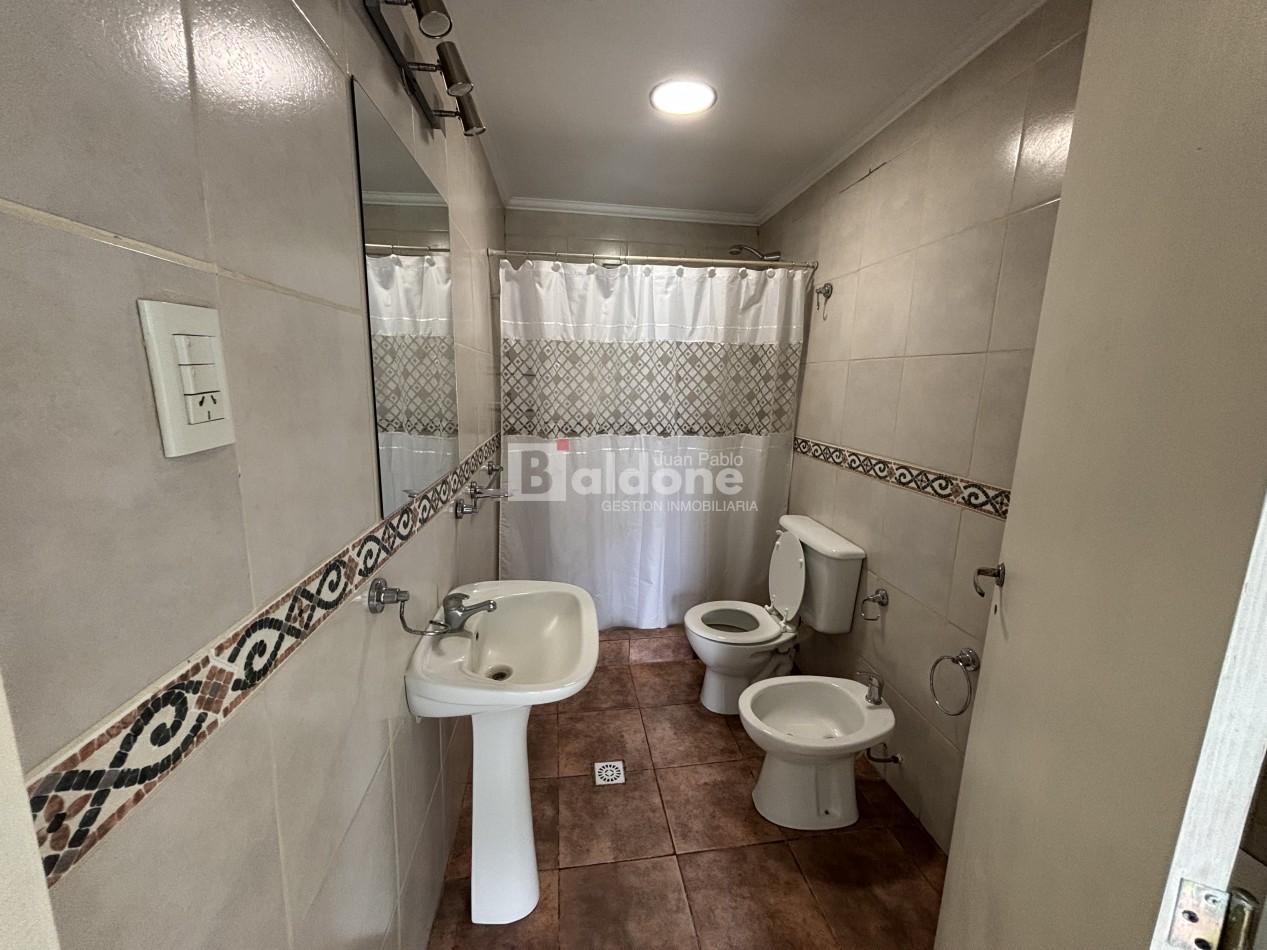 EXCELENTE CASA EN ALQUILER EN SPELUZZI