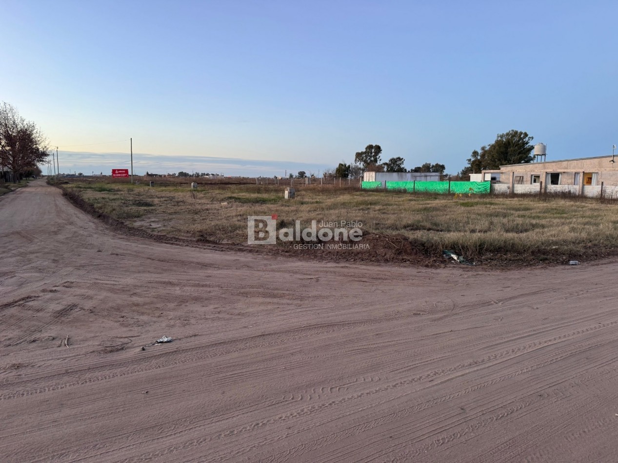 EN VENTA TERRENO EN ESQUINA - 403 ESQ. 468 - GRAL. PICO - LA PAMPA
