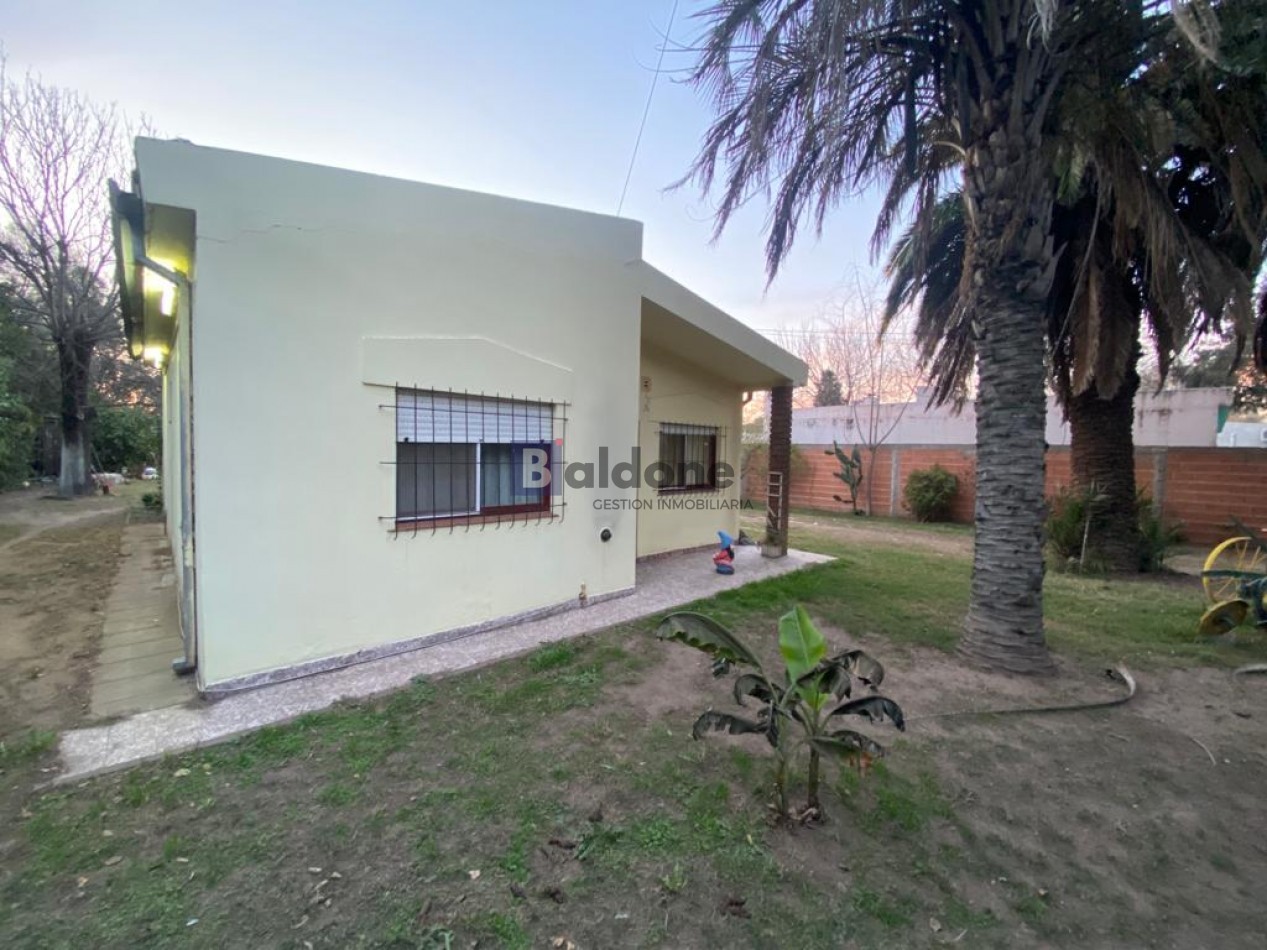 EN VENTA - CASA EN CALLE 9 E/ 44 Y 46 - OPORTUNIDAD - GRAL. PICO