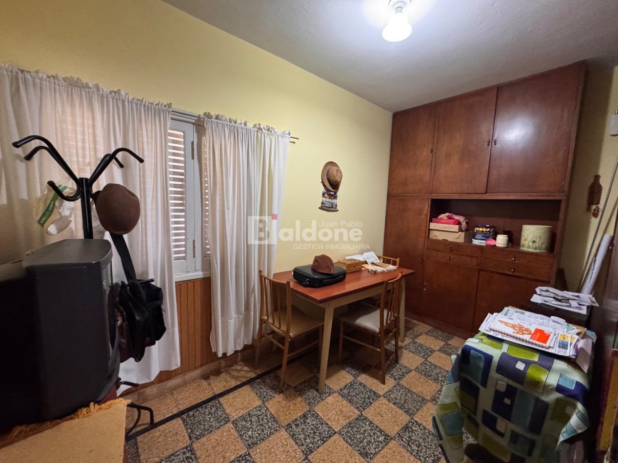 EN VENTA - CASA EN ESQUINA . CALLE 3 ESQ. 12 - GRAL. PICO - LA PAMPA