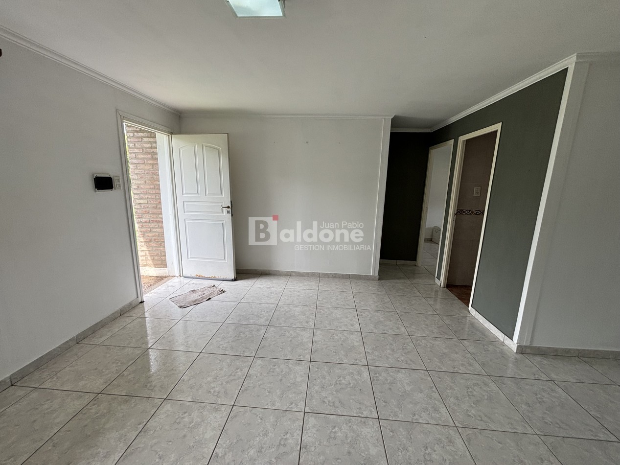 EXCELENTE CASA EN ALQUILER EN SPELUZZI