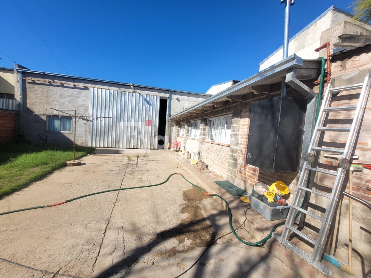 EN VENTA - GALPON + DPTO. -CALLE 101 OESTE E/ 112 Y 114 GRAL. PICO - LA PAMPA
