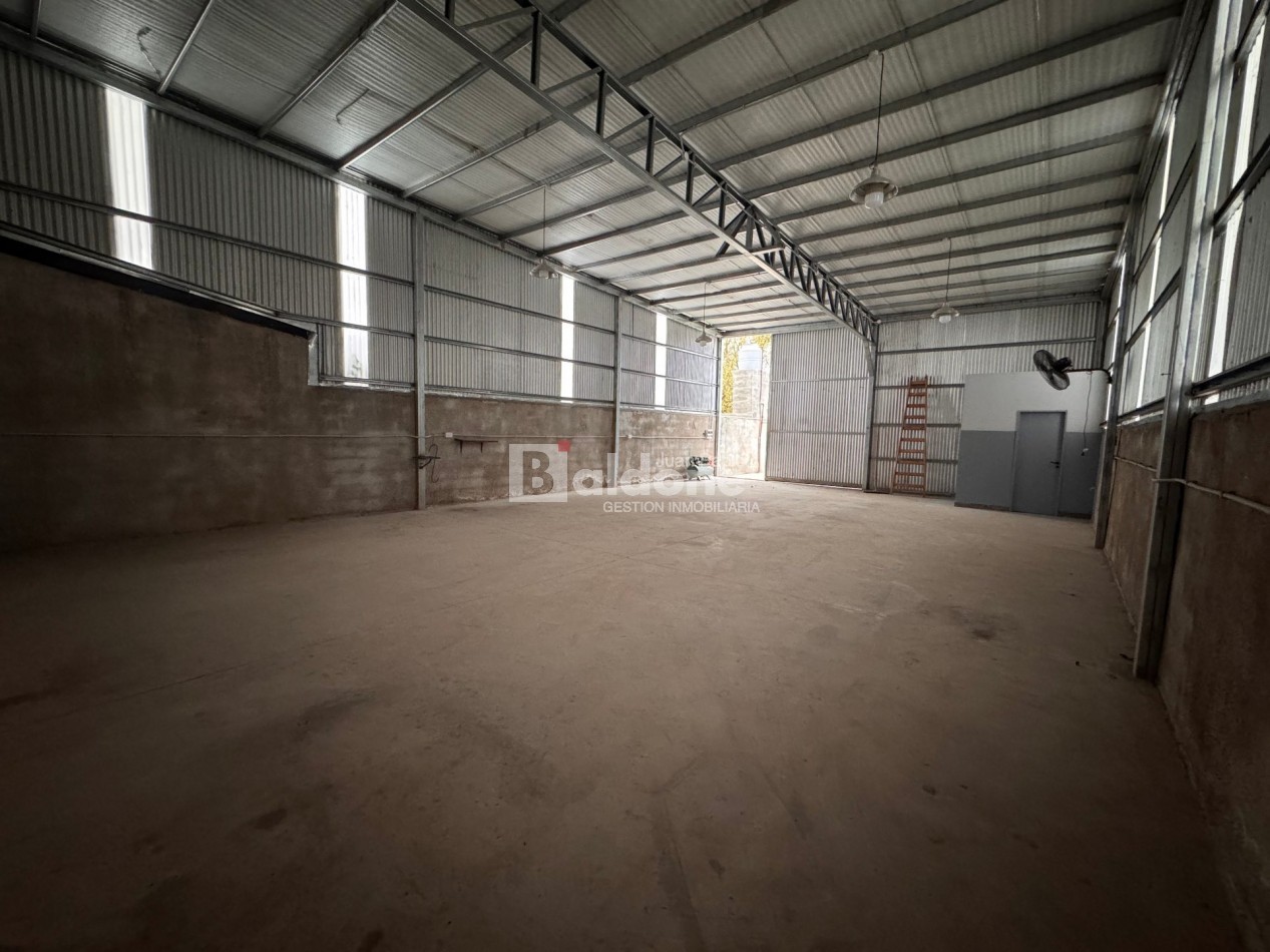 EN ALQUILER - GALPON - CALLE 22 E/ 5 Y 7 - GRAL. PICO - LA PAMPA