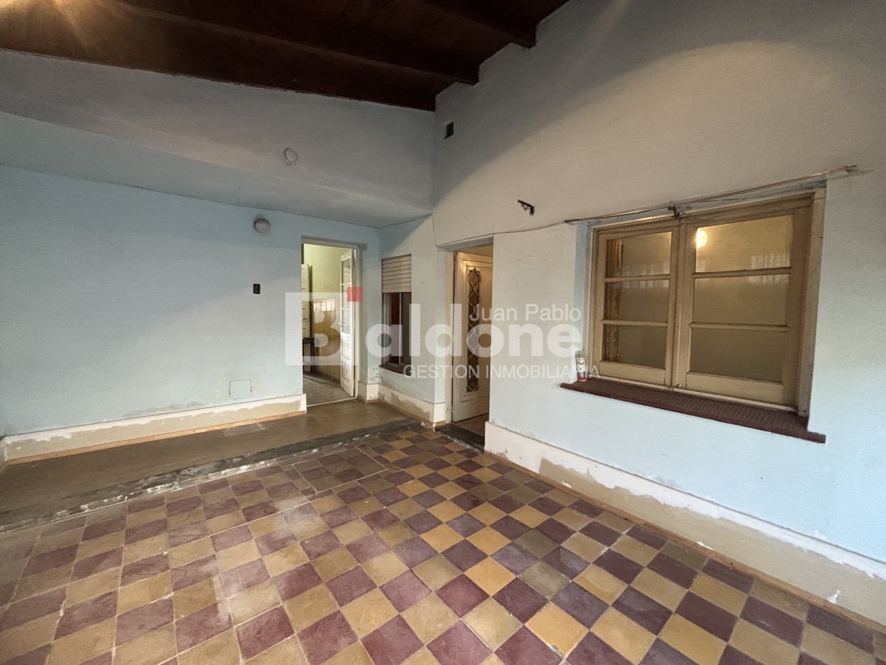 EN VENTA CASA + LOCAL COMERCIAL - CALLE 26 E/ 1 Y 3 - GRAL. PICO - LA PAMPA