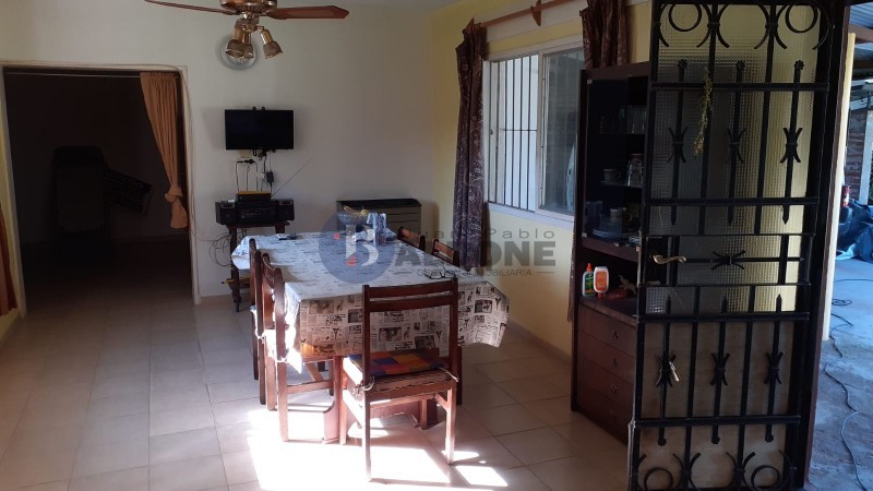 En venta - Casa quinta - Calle 307 e/ 304 y 306