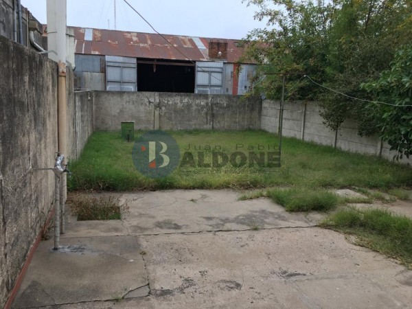 CASA EN CALLE 8 ESQ. 23 - GRAL. PICO - LA PAMPA