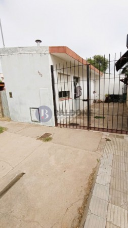 EN VENTA - CASA+DEPARTAMENTO+LOCAL COMERCIAL - OPORTUNIDAD