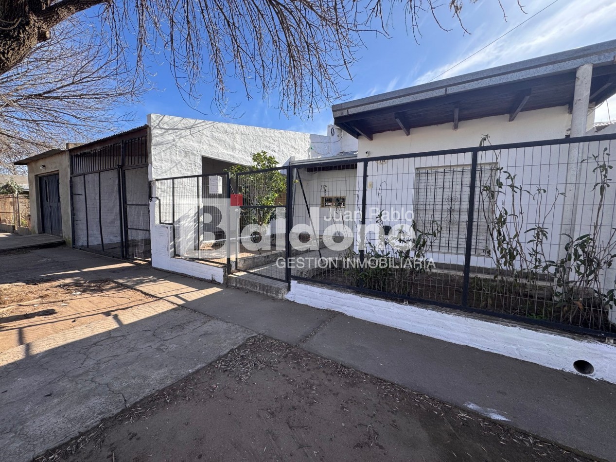 EN VENTA - AMPLIA CASA BARRIO RUCCI - GRAL. PICO - LA PAMPA