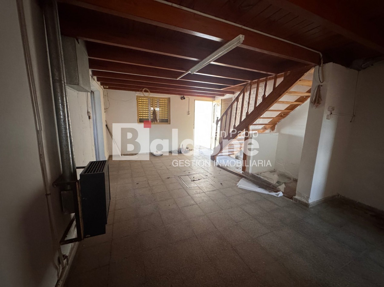 EN VENTA - AMPLIA CASA BARRIO RUCCI - GRAL. PICO - LA PAMPA