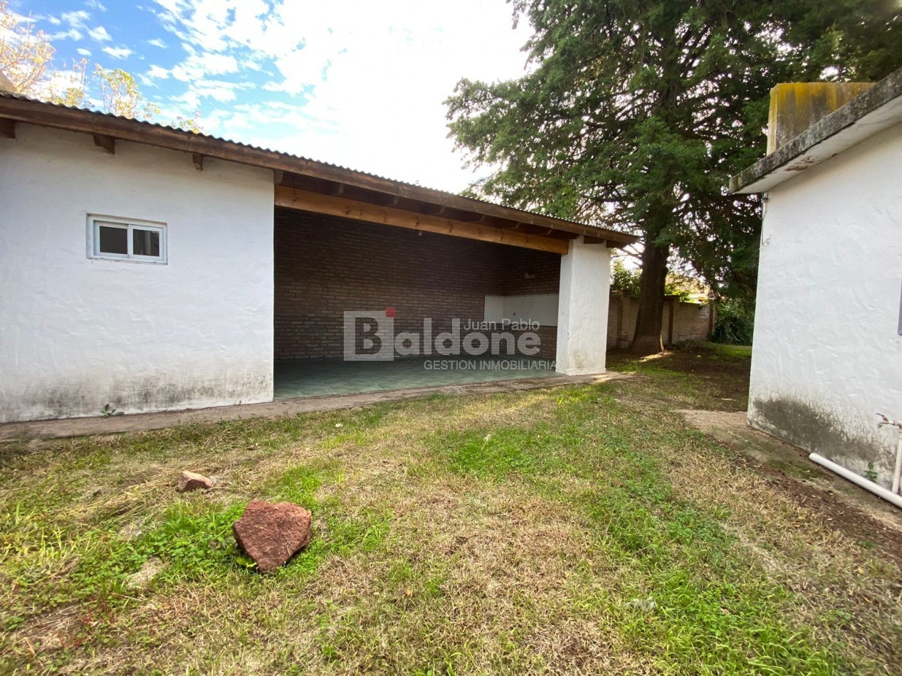 CASA QUINTA EN VENTA - OPORTUNIDAD EN BARRIO EXCLUSIVO - TOAY LA PAMPA 