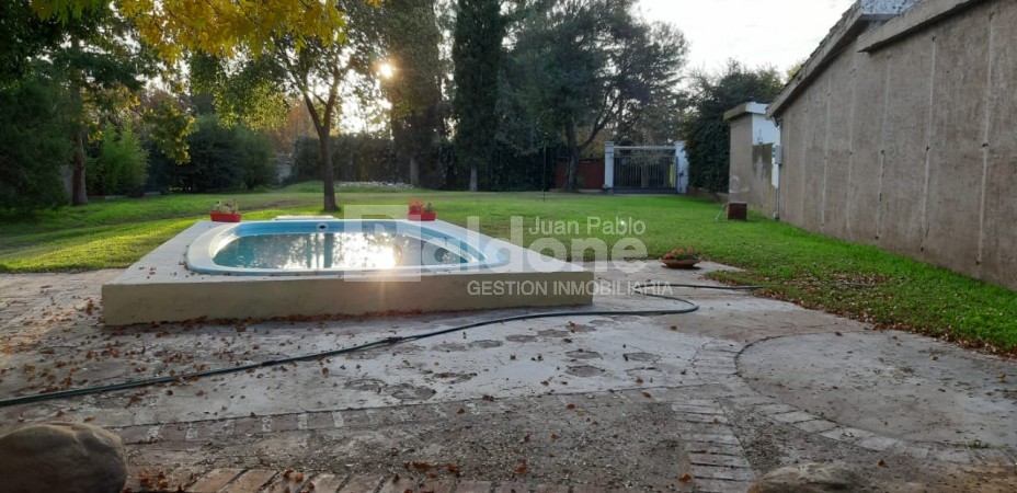 CASA QUINTA EN VENTA - OPORTUNIDAD EN BARRIO EXCLUSIVO - TOAY LA PAMPA 