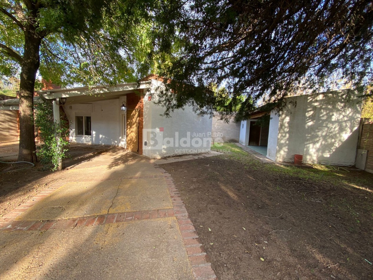 CASA QUINTA EN VENTA - OPORTUNIDAD EN BARRIO EXCLUSIVO - TOAY LA PAMPA 