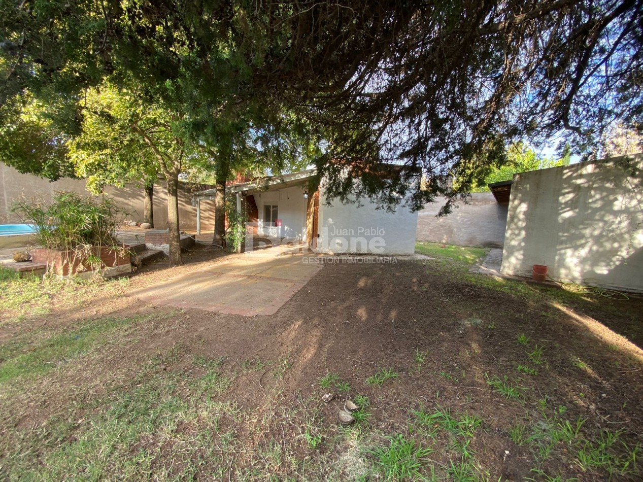 CASA QUINTA EN VENTA - OPORTUNIDAD EN BARRIO EXCLUSIVO - TOAY LA PAMPA 