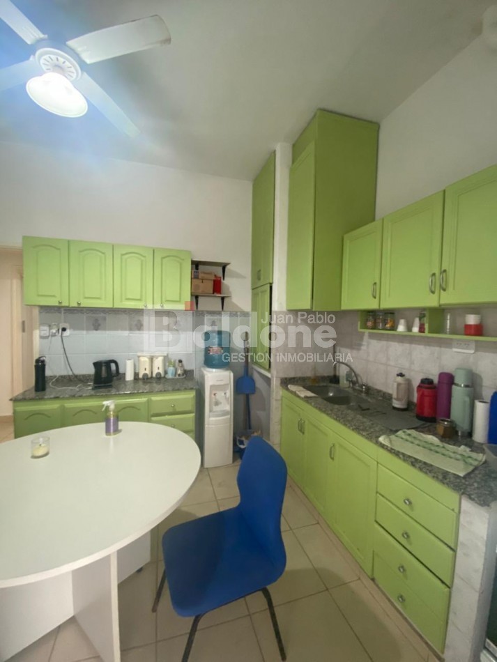 EN VENTA - CASA MUY AMPLIA Y LUMINOSA - CALLE 13 - GENERAL PICO - LA PAMPA