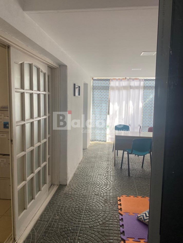 EN VENTA - CASA MUY AMPLIA Y LUMINOSA - CALLE 13 - GENERAL PICO - LA PAMPA