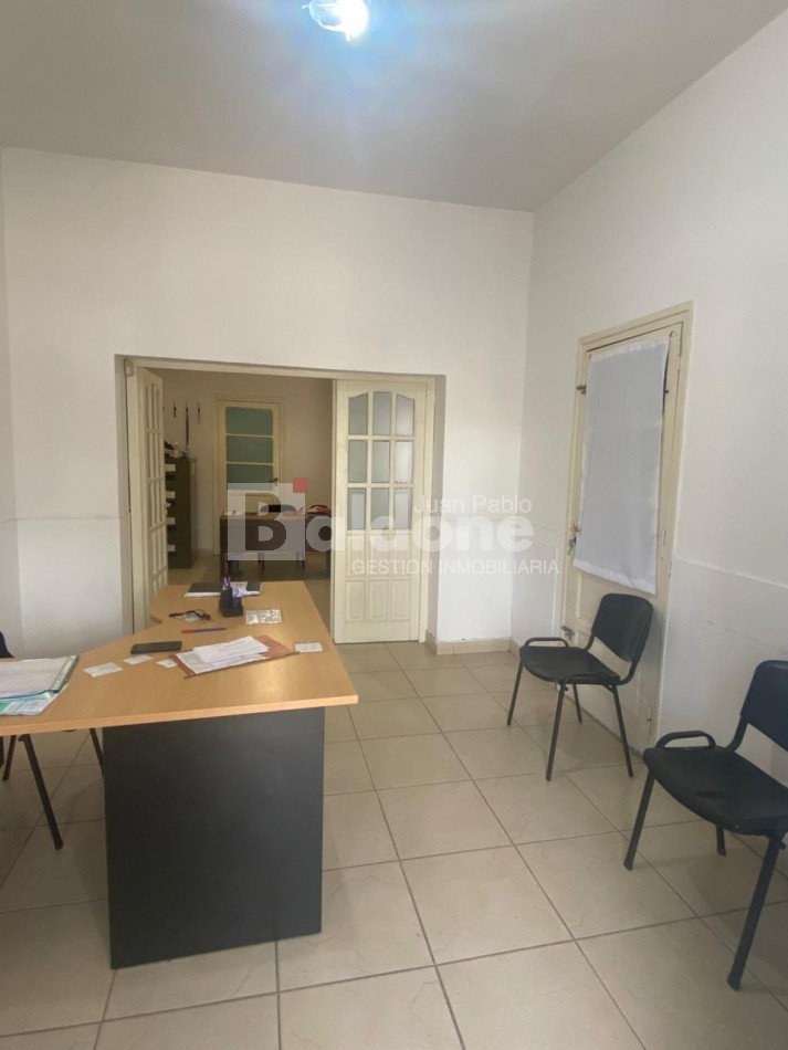 EN VENTA - CASA MUY AMPLIA Y LUMINOSA - CALLE 13 - GENERAL PICO - LA PAMPA