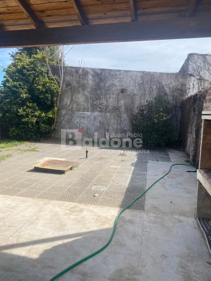 EN VENTA - CASA MUY AMPLIA Y LUMINOSA - CALLE 13 - GENERAL PICO - LA PAMPA