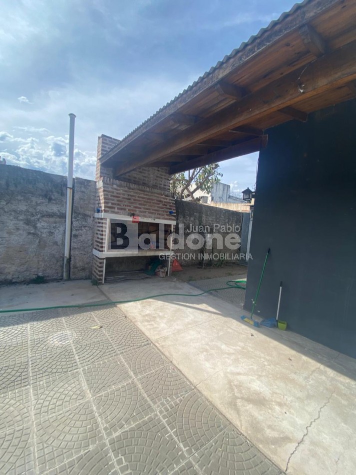 EN VENTA - CASA MUY AMPLIA Y LUMINOSA - CALLE 13 - GENERAL PICO - LA PAMPA