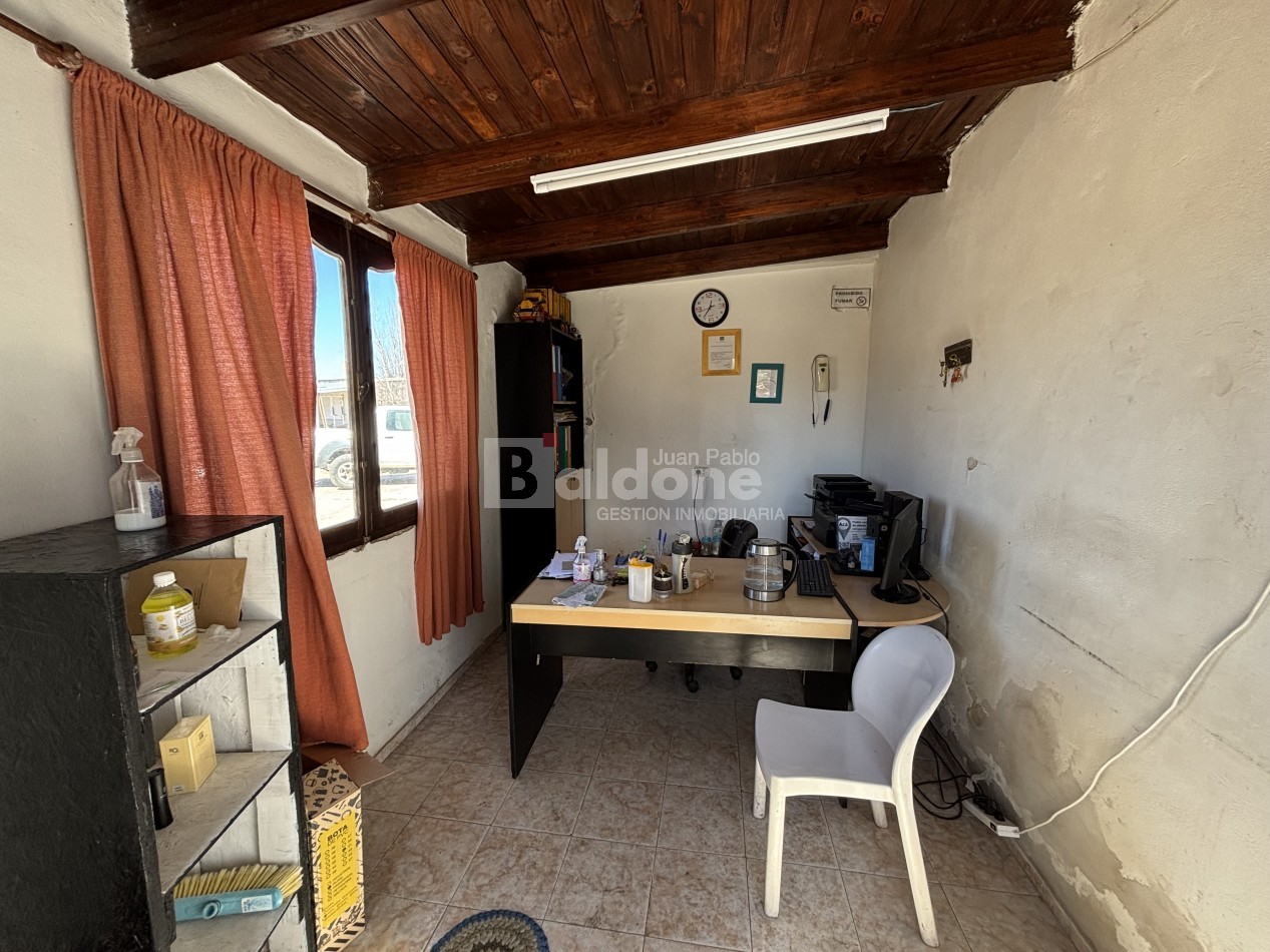 EN VENTA - 1,1 HECTAREA ZONA INDUSTRIAL. - GRAL. PICO
