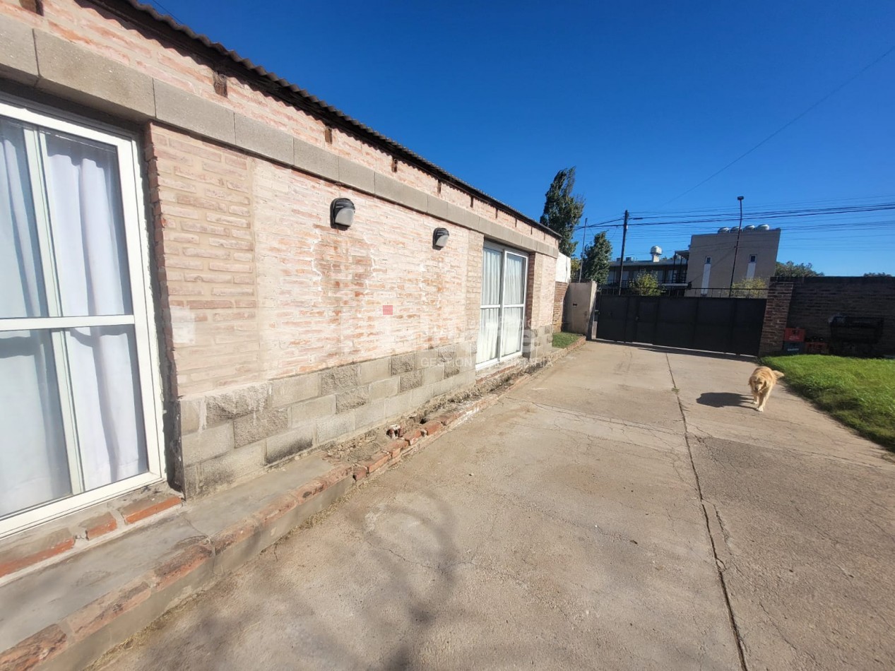 EN VENTA - GALPON + DPTO. -CALLE 101 OESTE E/ 112 Y 114 GRAL. PICO - LA PAMPA
