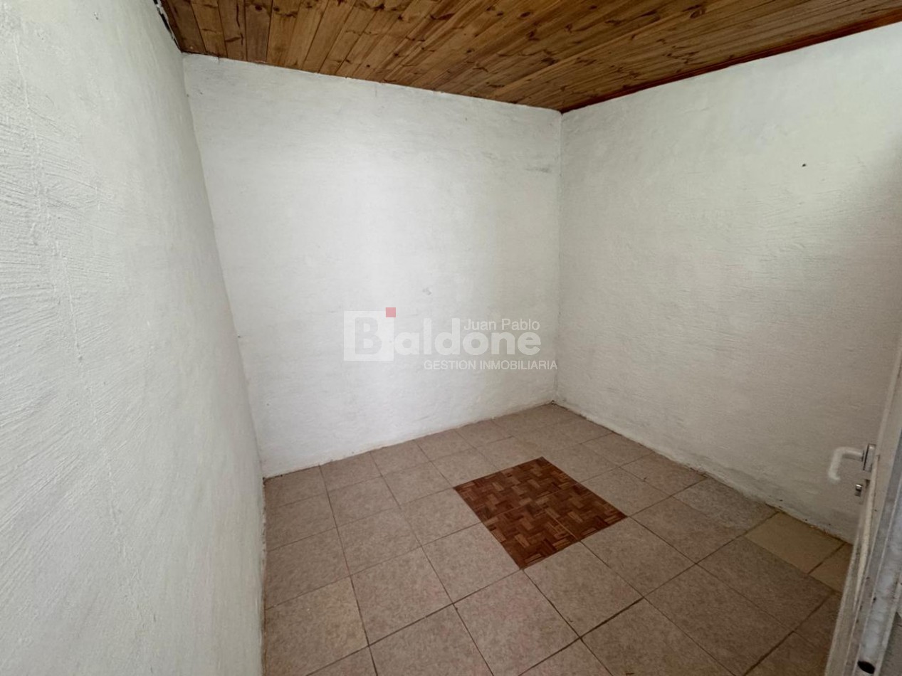 EN VENTA - MUY AMPLIA CASA BARRIO RUCCI - GRAL. PICO - LA PAMPA