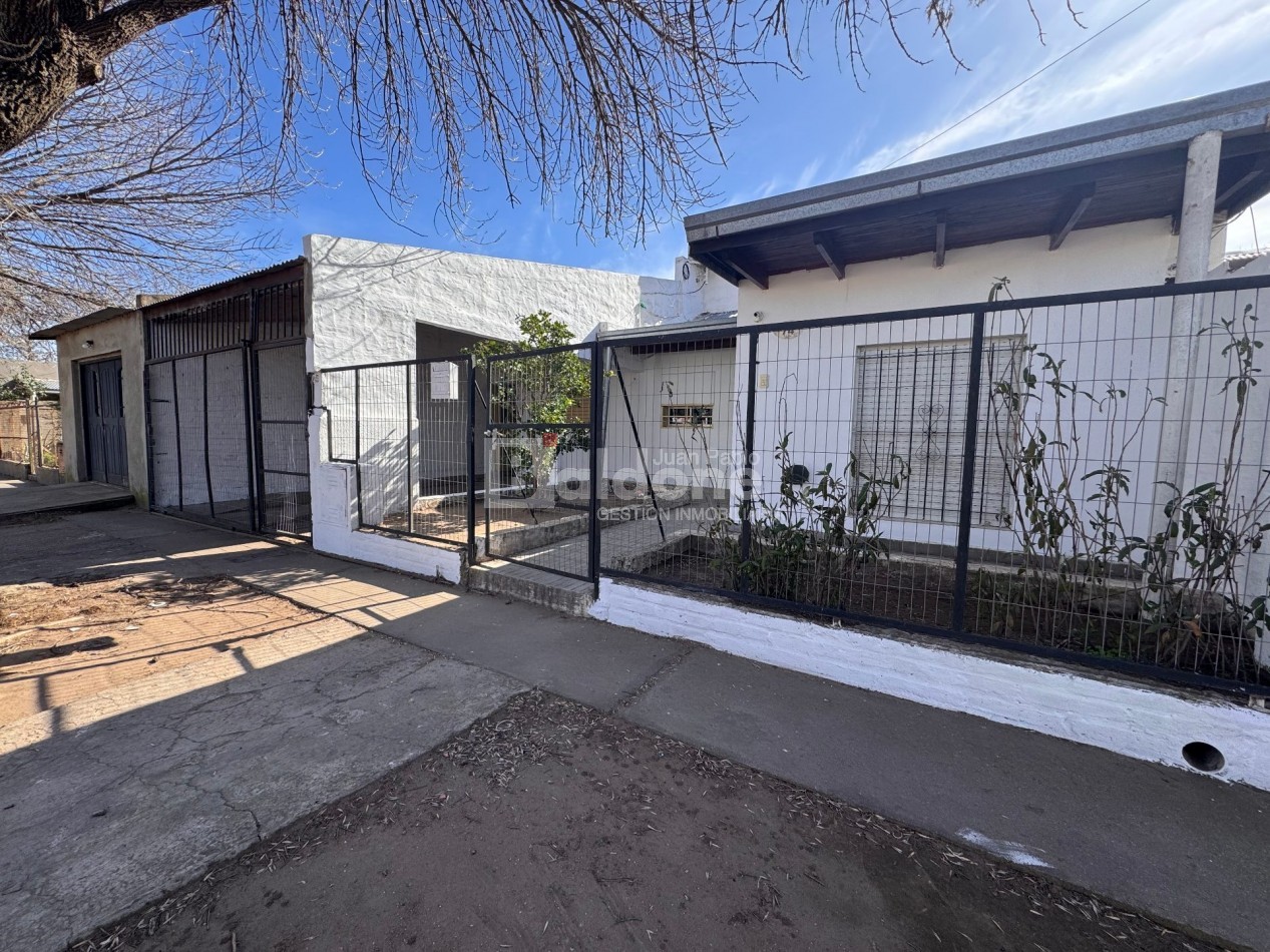 EN VENTA - AMPLIA CASA BARRIO RUCCI - GRAL. PICO - LA PAMPA