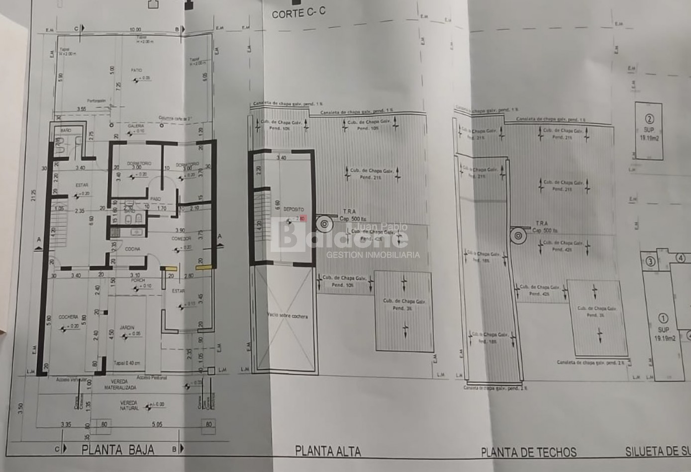 EN VENTA - AMPLIA CASA BARRIO RUCCI - GRAL. PICO - LA PAMPA