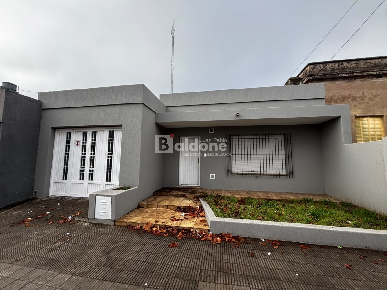 EN VENTA - CASA 3 DORMITORIOS - EXCELENTE ZONA - GRAL. PICO