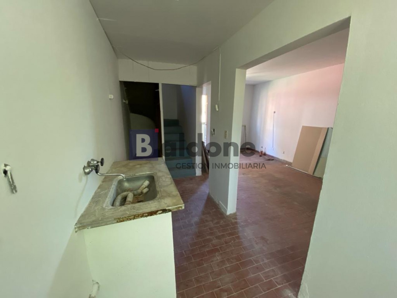 EN VENTA - DEPARTAMENTO BARRIO MALVINAS FRENTE A FACULTAD VETERINARIA - GRAL. PICO