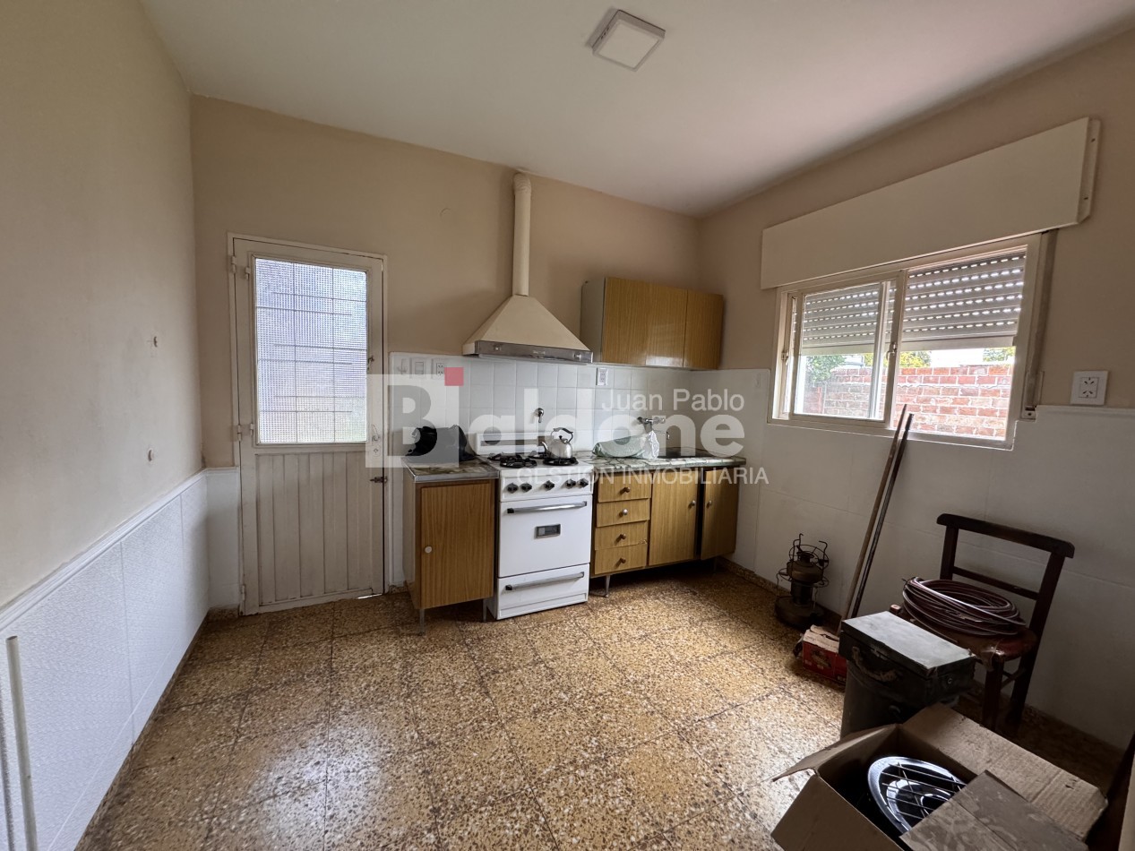 EN VENTA - CASA CALLE 7 E/ 6 Y 4 - GRAL. PICO - LA PAMPA