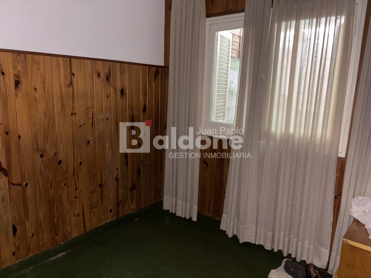 ALQUILER - CASA CALLE 102 E/ 15 Y 17 - GRAL. PICO