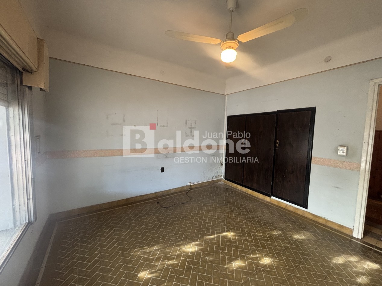 EN VENTA CASA + LOCAL COMERCIAL - CALLE 26 E/ 1 Y 3 - GRAL. PICO - LA PAMPA