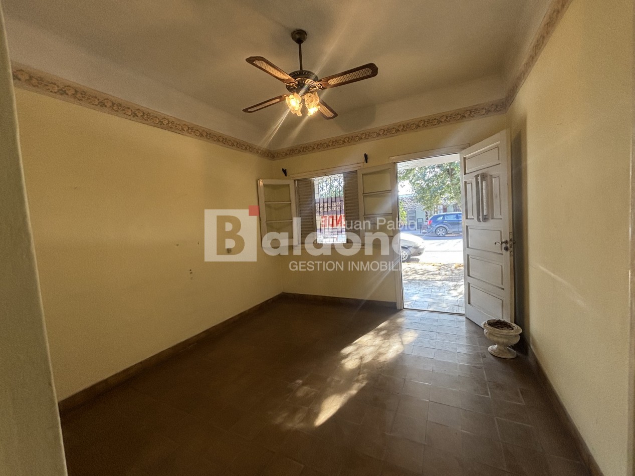 EN VENTA CASA + LOCAL COMERCIAL - CALLE 26 E/ 1 Y 3 - GRAL. PICO - LA PAMPA