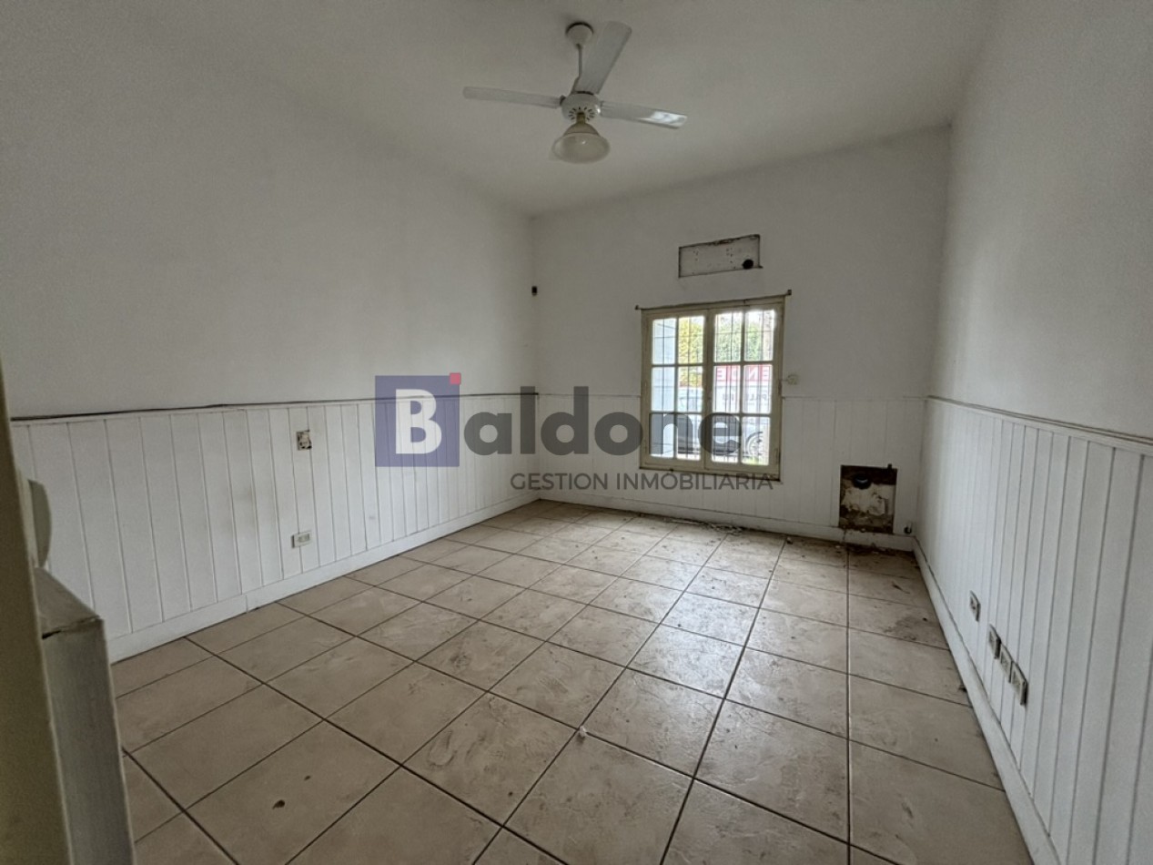 EN VENTA - CASA MUY AMPLIA Y LUMINOSA - CALLE 13 - GENERAL PICO - LA PAMPA