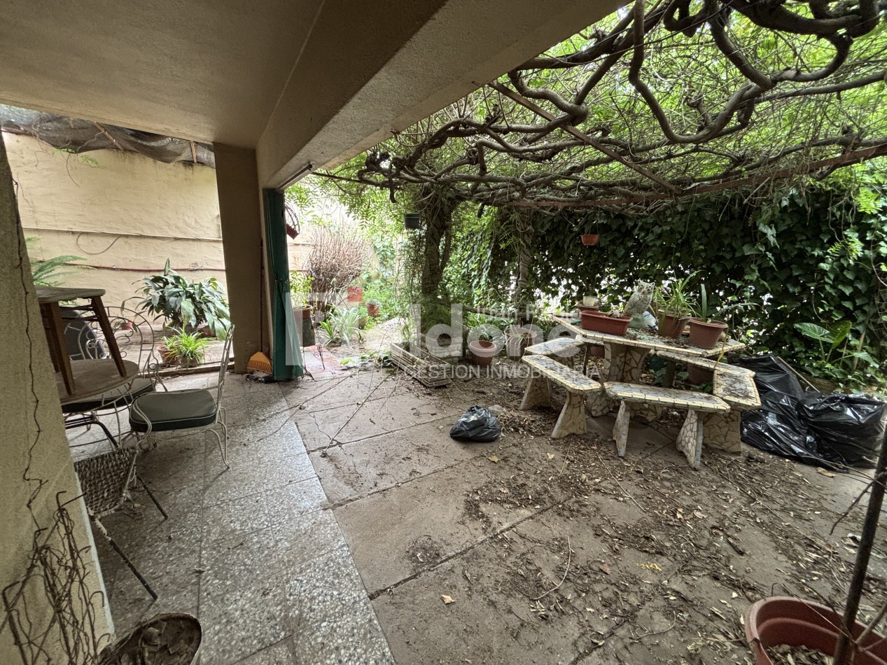 ALQUILER - CASA CALLE 102 E/ 15 Y 17 - GRAL. PICO