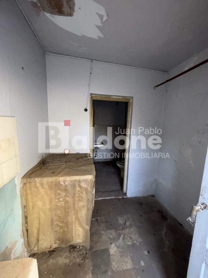 EN VENTA CASA + LOCAL COMERCIAL - CALLE 26 E/ 1 Y 3 - GRAL. PICO - LA PAMPA