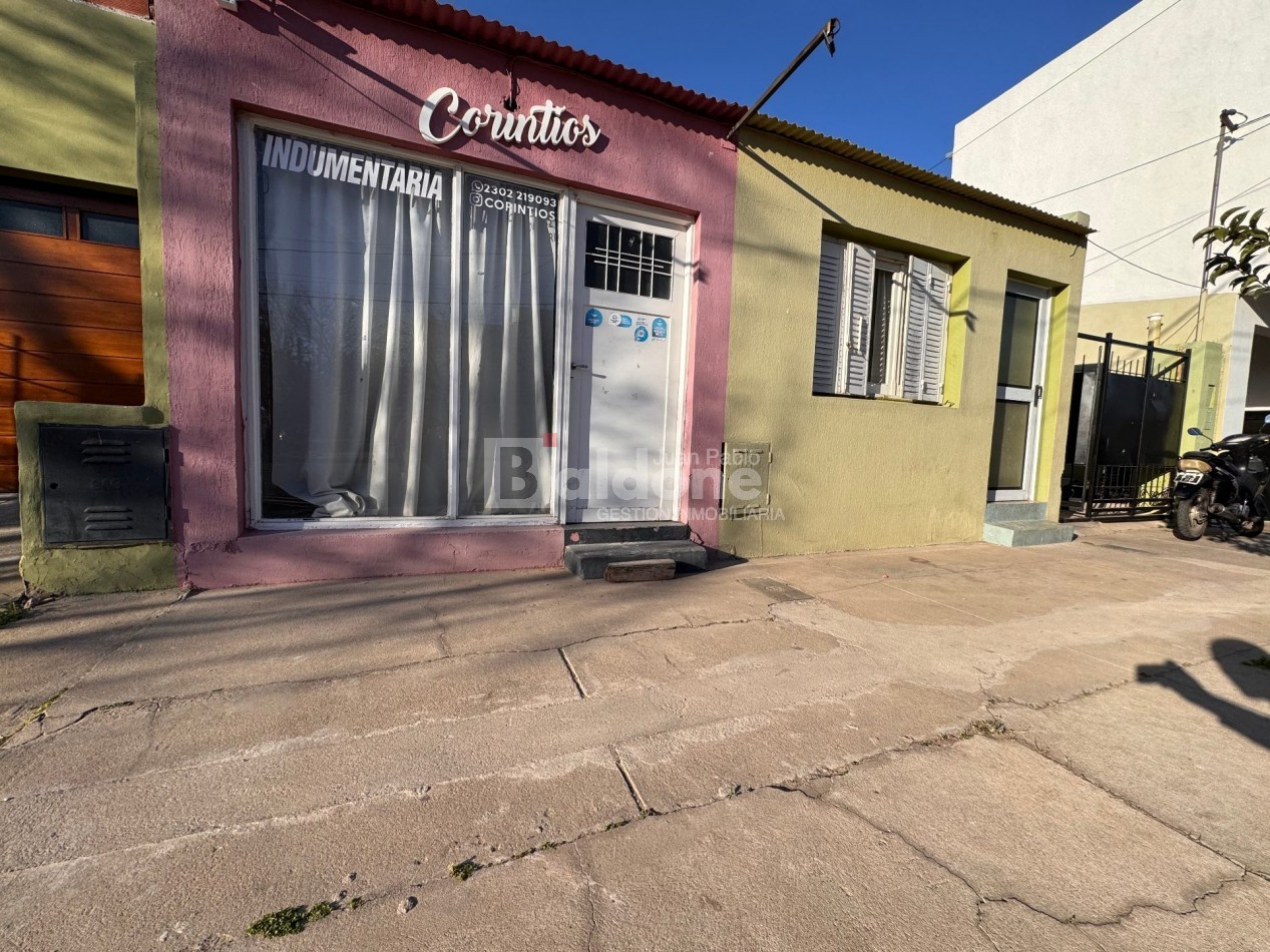 EN VENTA - CASA + LOCAL COMERCIAL - CALLE 2 E/ 101 Y 103 - GRAL. PICO