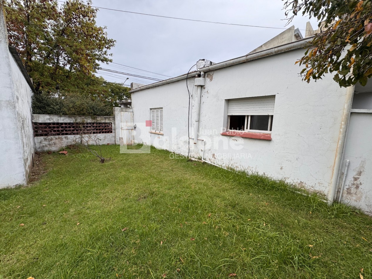 EN VENTA - CASA CALLE 7 E/ 6 Y 4 - GRAL. PICO - LA PAMPA