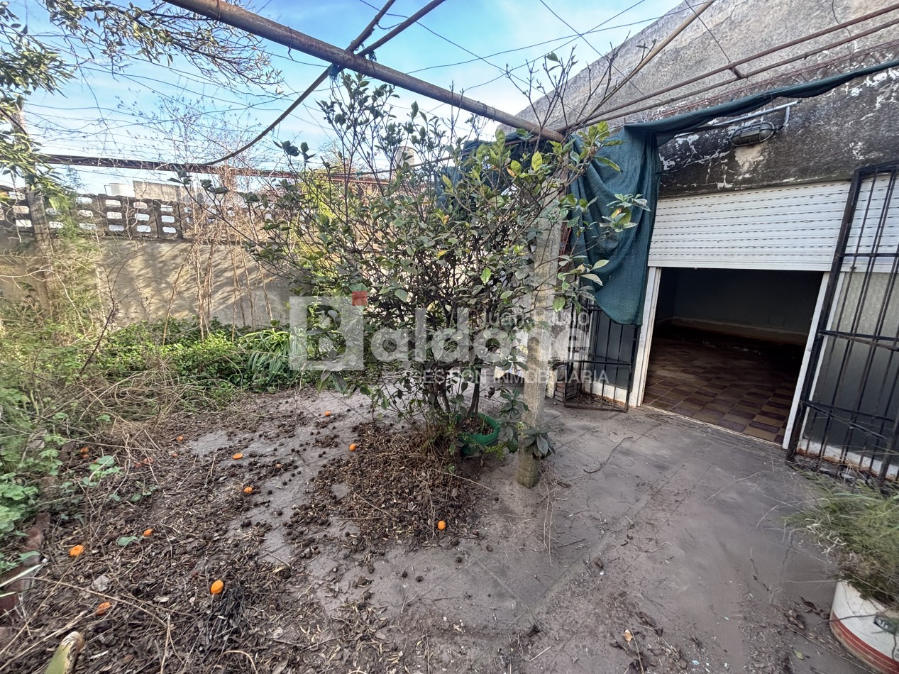 EN VENTA CASA + LOCAL COMERCIAL - CALLE 26 E/ 1 Y 3 - GRAL. PICO - LA PAMPA