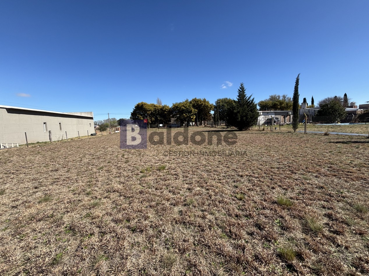 TERRENO EN VENTA - CALLE 270 E/ 223 Y 221