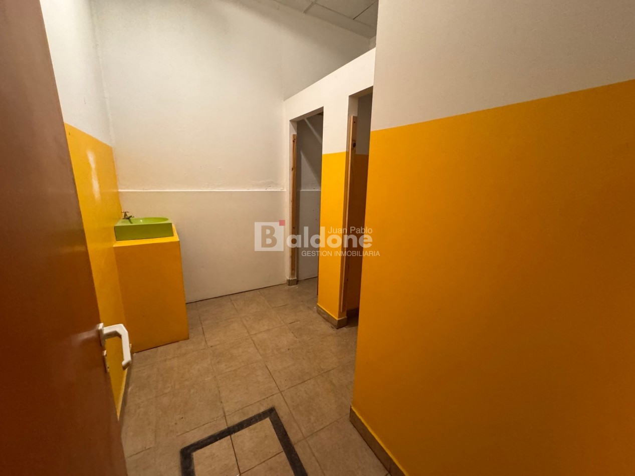 ALQUILER - LOCAL COMERCIAL CENTRICO - CALLE 20 E/ 13 Y 15 - GRAL. PICO - LA PAMPA