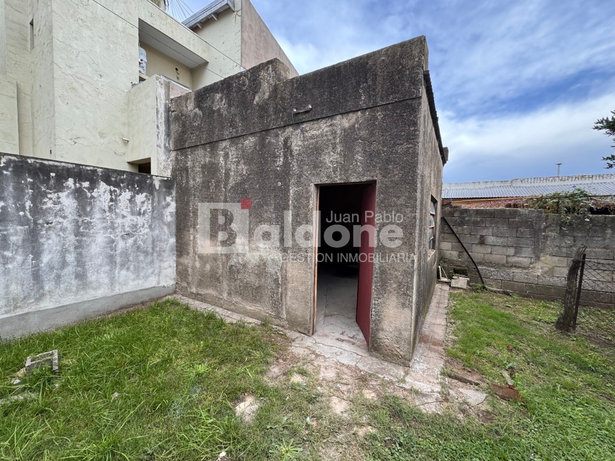 EN VENTA - CASA CALLE 7 E/ 6 Y 4 - GRAL. PICO - LA PAMPA