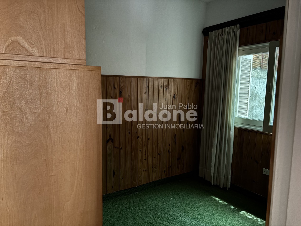 ALQUILER - CASA CALLE 102 E/ 15 Y 17 - GRAL. PICO